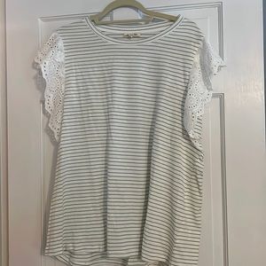 NWOT eyelet sleeve shirt!